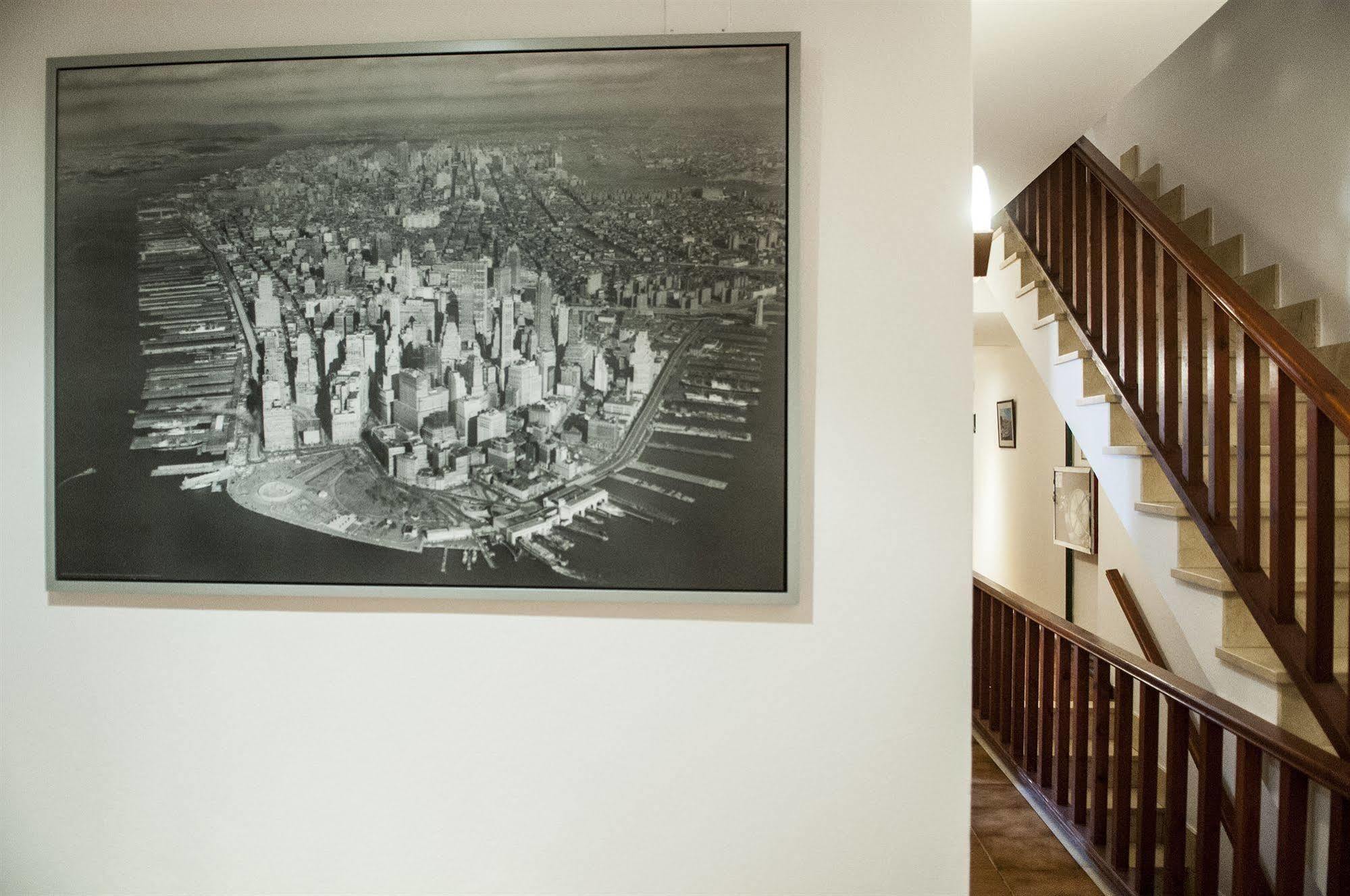 Hostal La Isla Маон Экстерьер фото